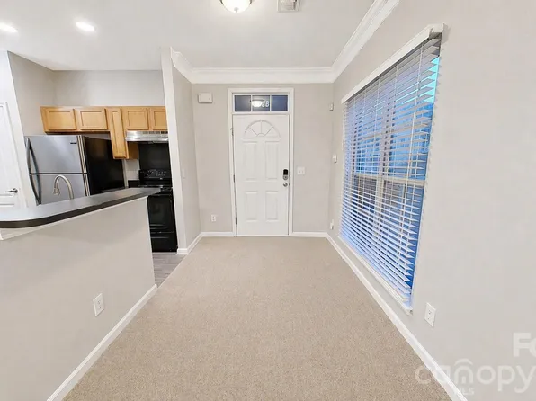 6525 Quarterbridge Ln, Charlotte, NC 28262