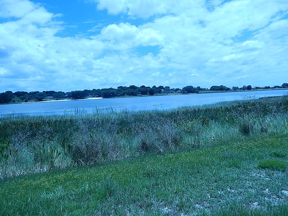 1st image of Lisa Ln