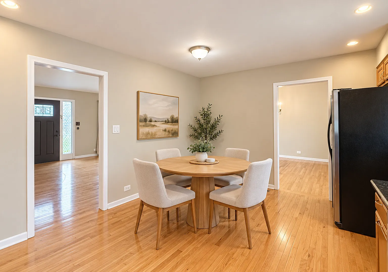 3 bed, 1600 sqft, $3,500 — Photo 4