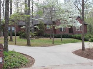 2806 Inwood Dr, Harrison, AR 72601