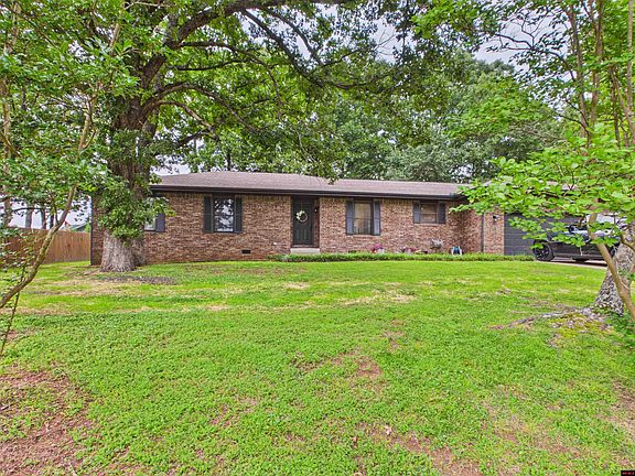 2nd image of 2203 Russell Ln