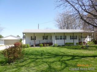 109 James St, Murrayville, IL 62668