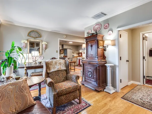 6211 W Northwest Hwy APT G509, Dallas, TX 75225