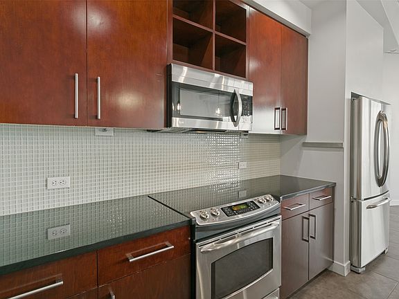 4th image of 2600 W 7th St APT 1533