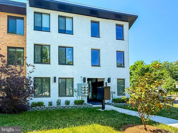 1601 N Carolina Ave NE #5, Washington, DC 20002