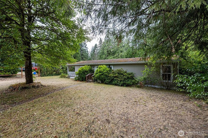 4th image of 46489 Baker Loop Road