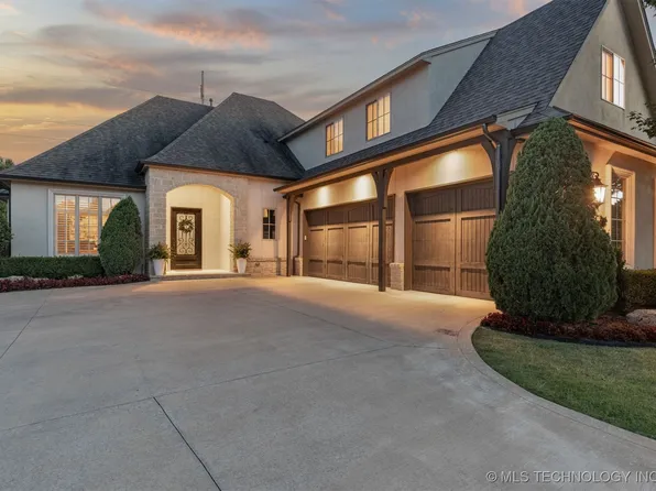 5906 E 110th Pl, Tulsa, OK 74137