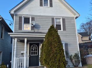 983 Warren Ave, Peekskill, NY 10566