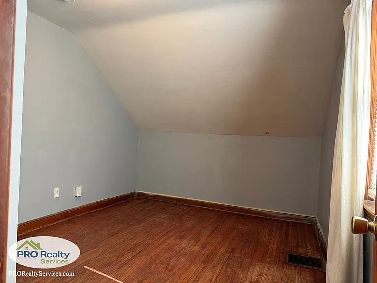 1306 Lafond Ave — Photo 12
