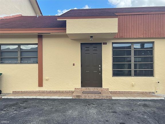 3rd image of 133 SW 113th Ave APT 105-11