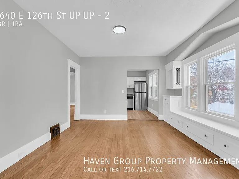 2640 E 126th St #2-UP — Photo 6