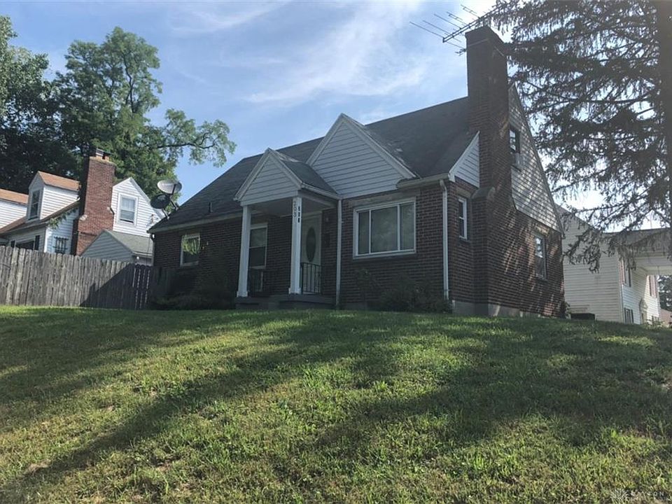 1st image of 203 Sandalwood Dr
