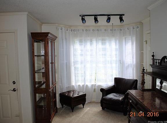 3rd image of 101A Windsor Ln