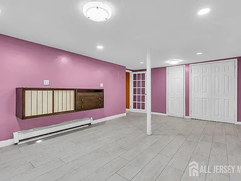 585 Noe Ave — Photo 23