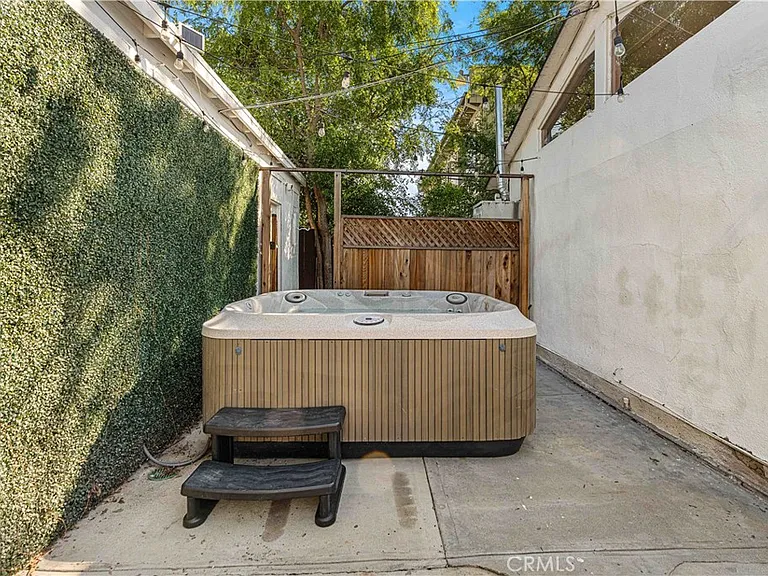 6512 Coldwater Canyon Ave — Photo 19