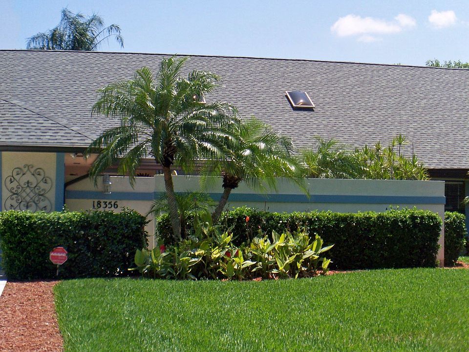 18356 Oak Leaf Ct in 'The Oaks'