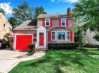 21 Cleveland Dr, Cheektowaga, NY 14215