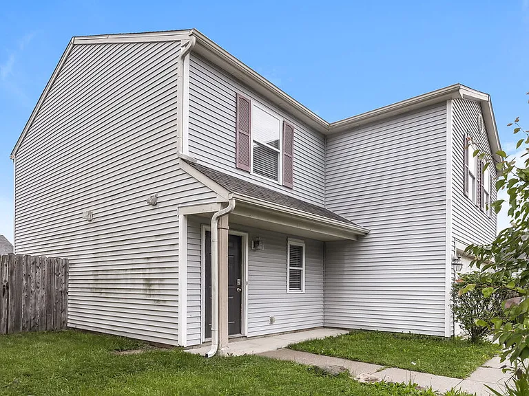 2371 Summerwood Ln — Photo 4