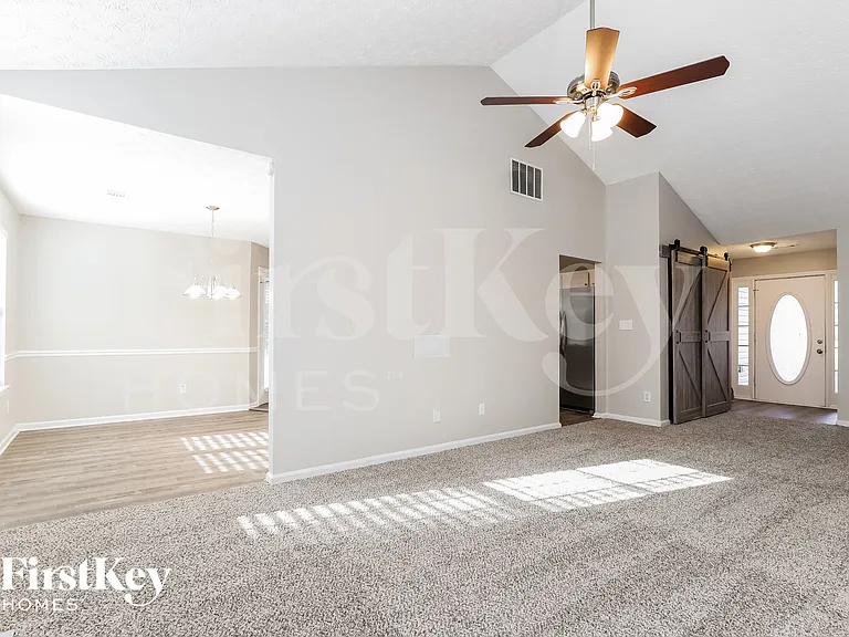 5321 Regency Lake Ct — Photo 4
