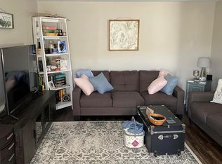 111 Old West Penn Ave APT 6, Wernersville, PA 19565