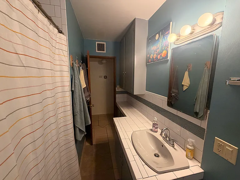 1505 E Edison St — Photo 14