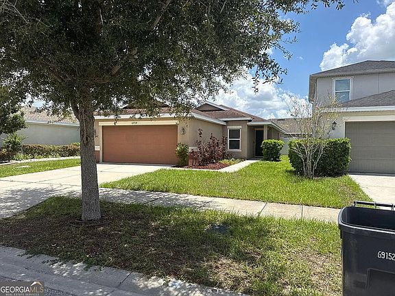 2nd image of 10734 Southern Forest Dr