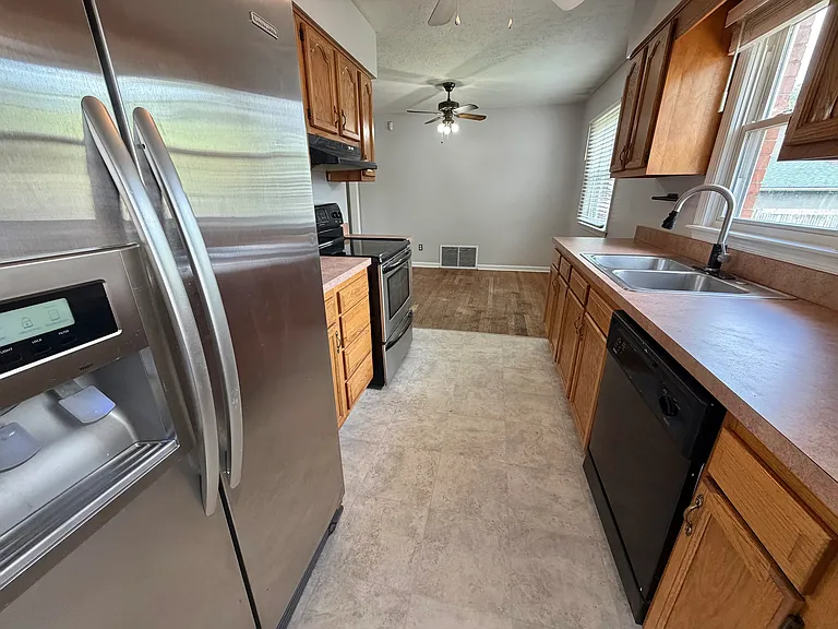 7106 Johnsontown Rd — Photo 5