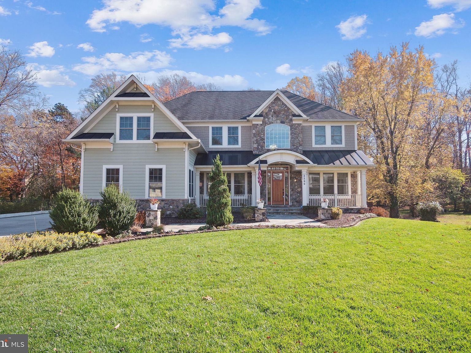 2586 Rambling Rd, Vienna, VA 22181 | Zillow