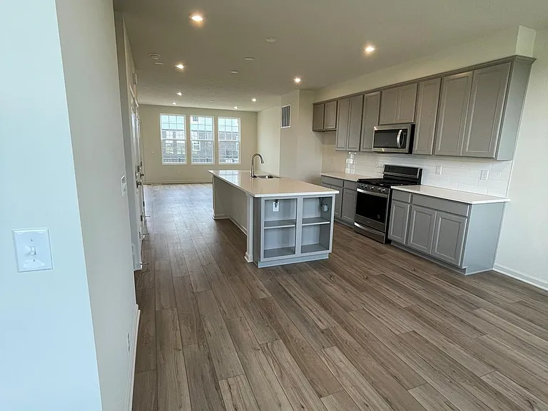 1788 Blenker Dr — Photo 6
