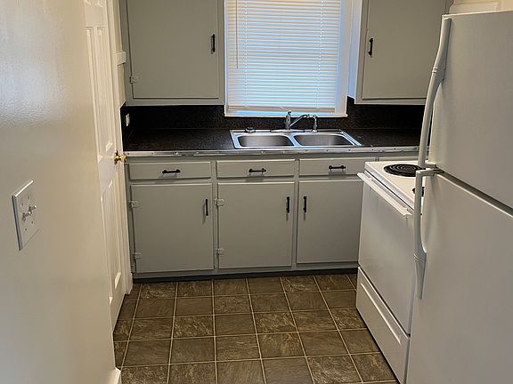 4th image of 659 E 11th Ave