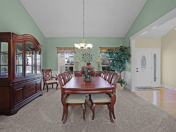 5th image of 5836 Hidden Creek Dr