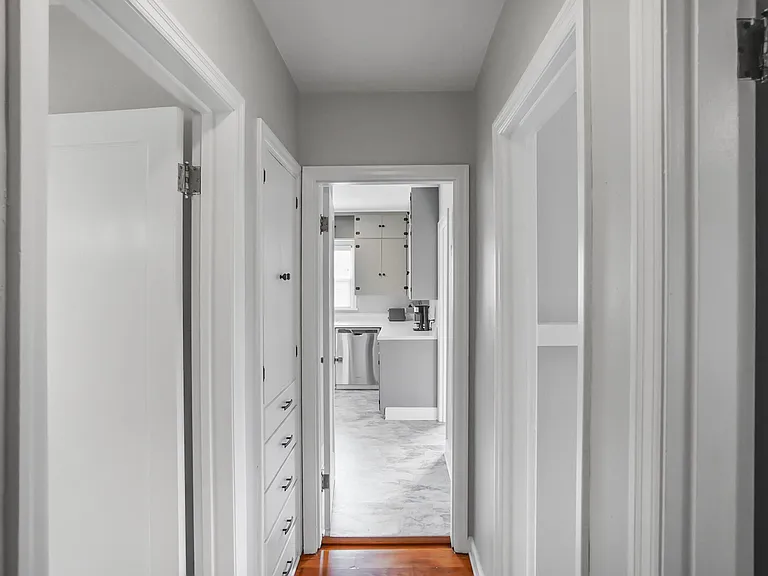 Stoneway Dr NW — Photo 11