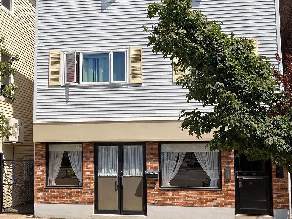 397 Somerville Ave #2