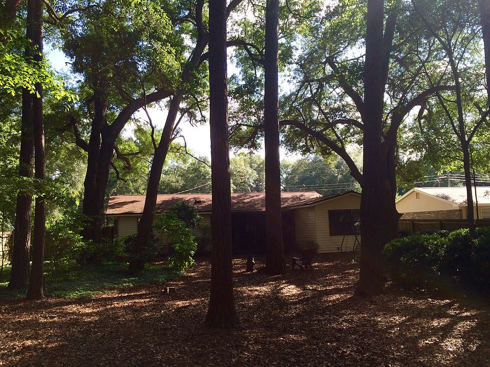 2nd image of 4529 Autumn Woods Way