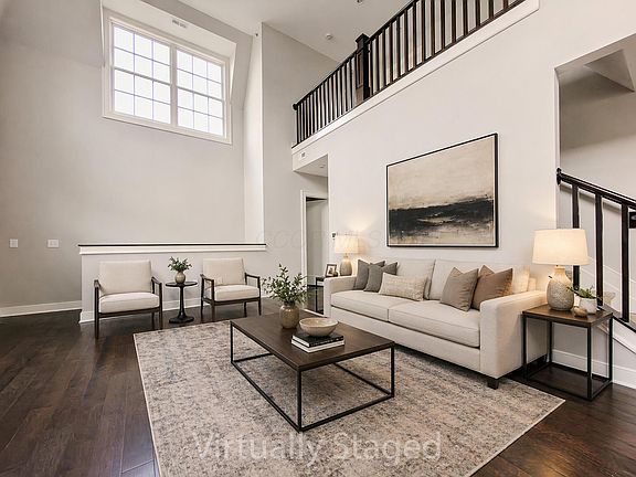 5th image of 84 N 6th St #Townhouse 55