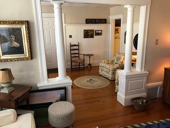 2nd image of 26 Fair St