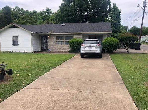 439 S Florida St, Greenville, MS 38703