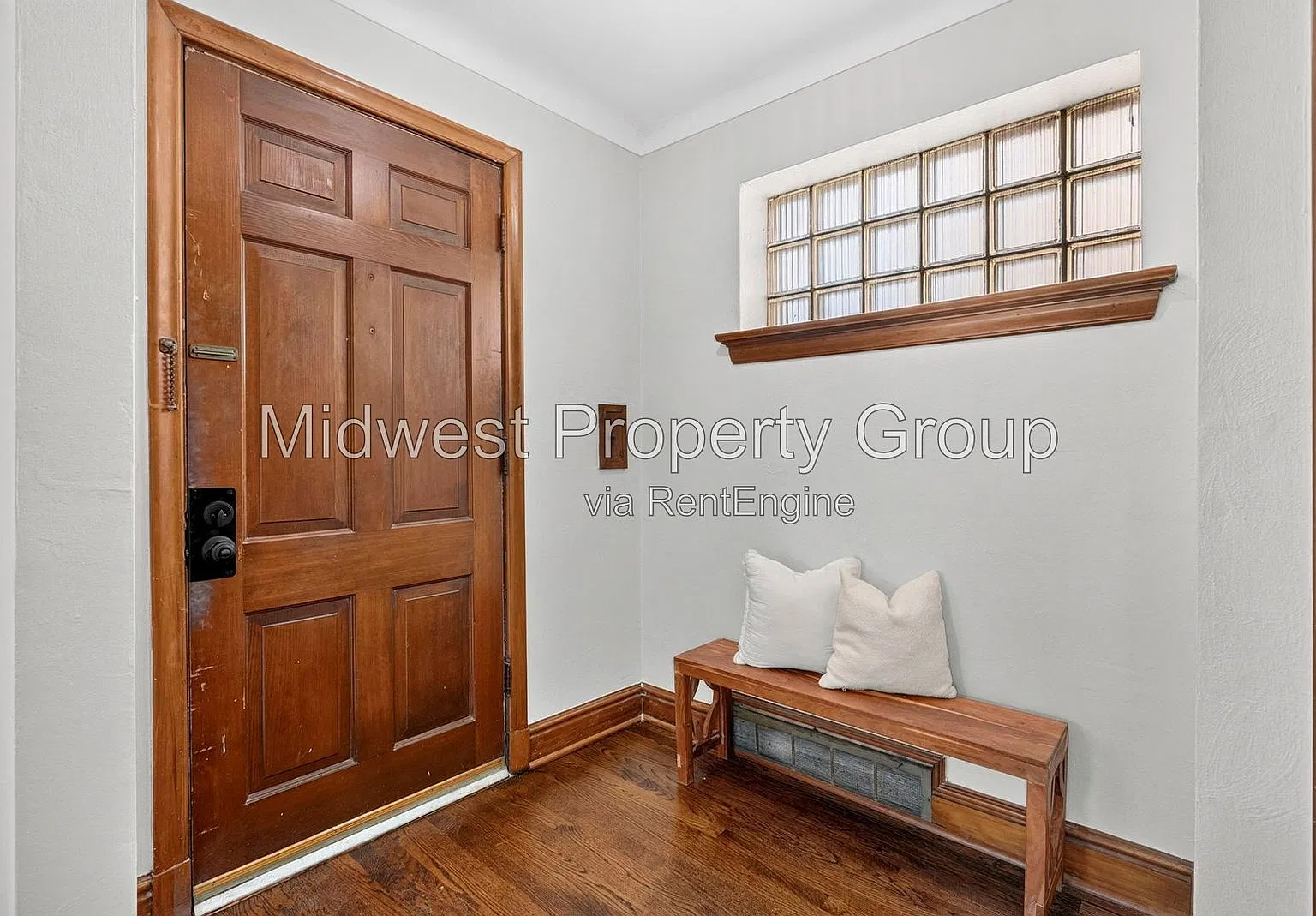 4 bed, 2.0 bath, 1992 sqft, $2,795 — Photo 3