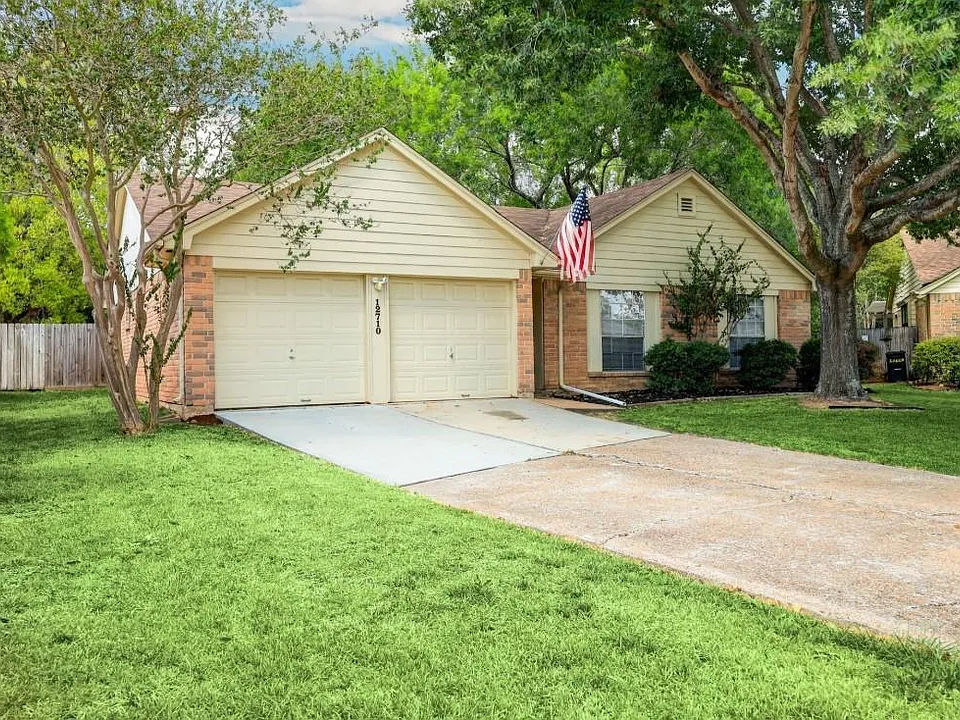12710 Fenimore Ct