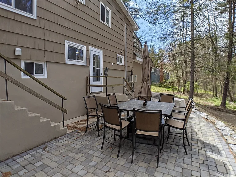 40 Barton Dr #40 — Photo 13