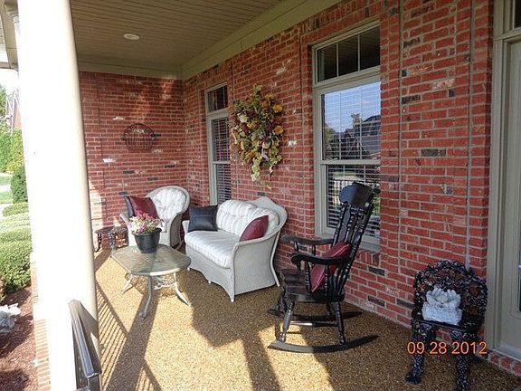 2nd image of 5626 Woodcrest Ln