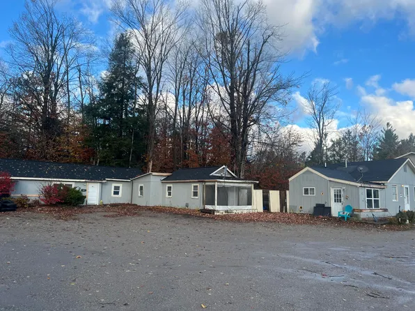 7060 S Us Highway 31, Alanson, MI 49706