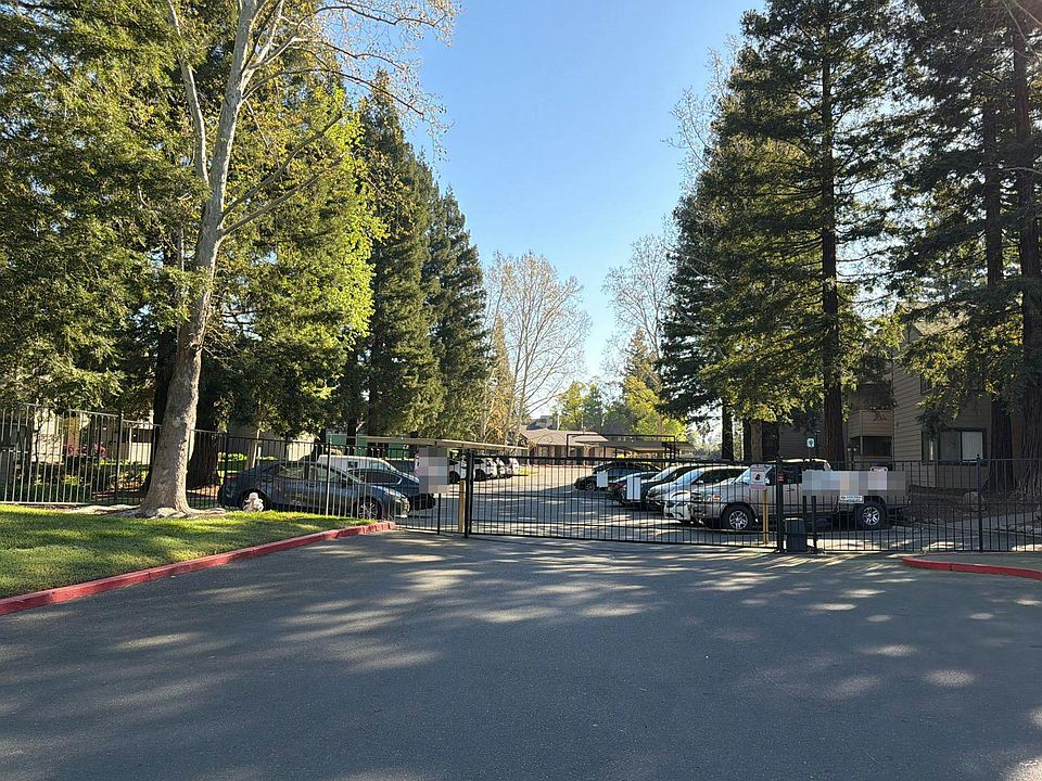 1st image of 3715 Tallyho Dr APT 159