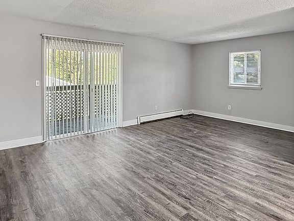 5th image of 3453 Hubal Ave SW #2