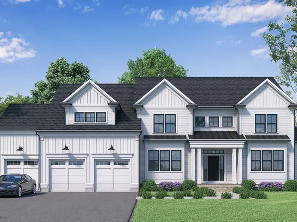 7 Belcher St, Sharon, MA 02067