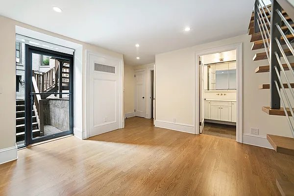 Rented by Akam Sales and Brokerage | media 9