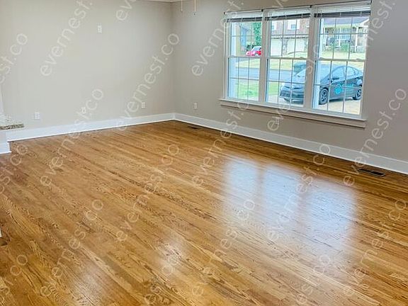 2nd image of 3823 Deerfoot Dr