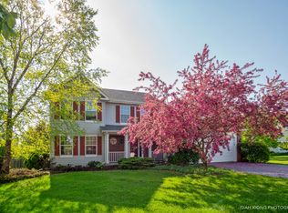 719 Churchill Ln, Oswego, IL 60543