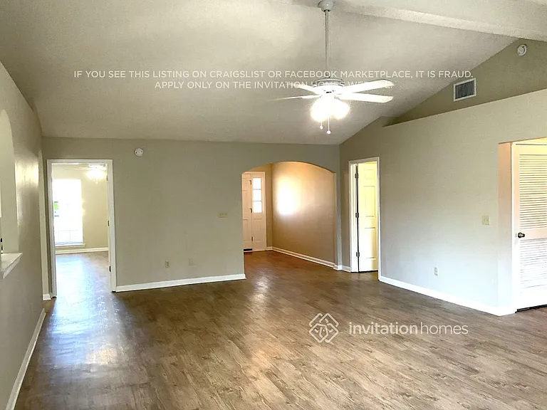 12520 Larkstone Ct — Photo 3