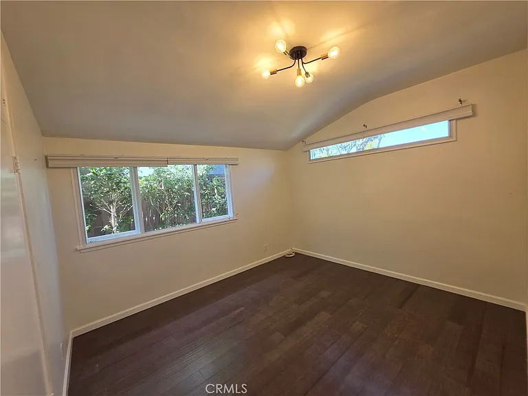 310 S Thurston Ave — Photo 10